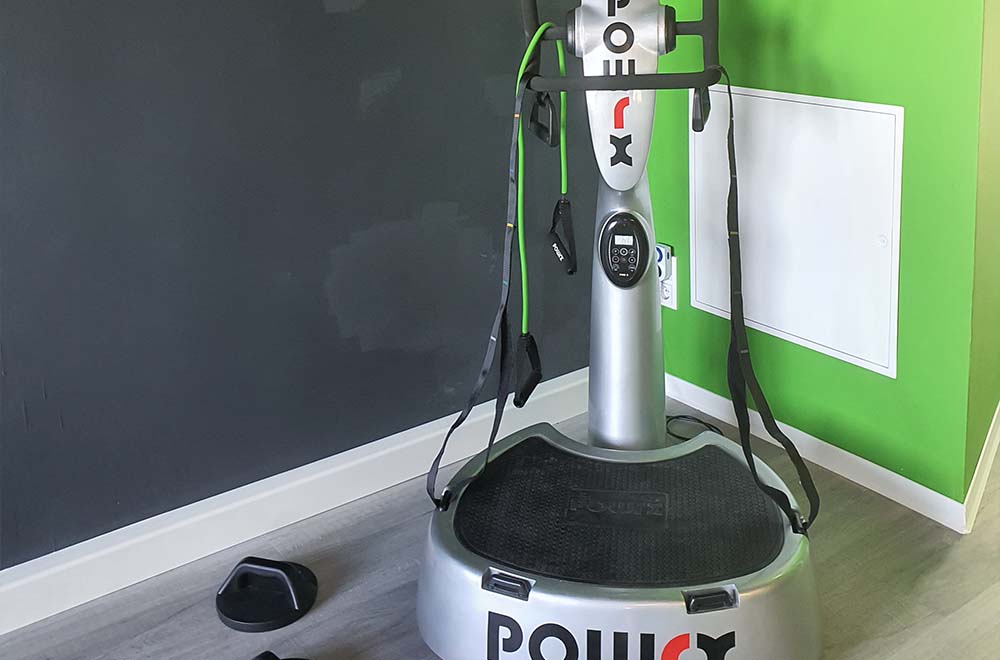 fitplus_Fitnessstudio Hohenmoelsen Vibrationsplatte